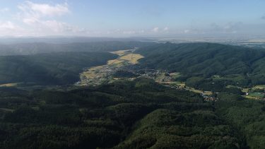 蚕飼山