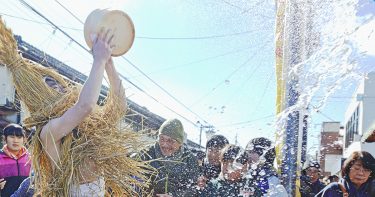 米川の水かぶり俳句・絵手紙展示中