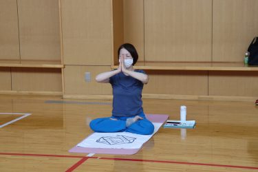 ヨガ教室参加者募集！