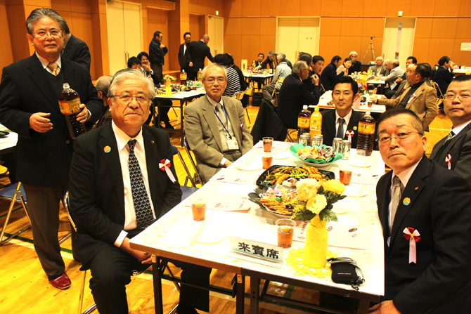 米川新春懇談会が和やかに開催?